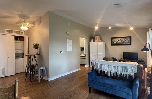 Bettendorf Condo | Quiet & Cozy Pet-Friendly Condo with Pool & Garage