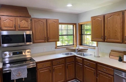Vero Beach House | Quiet cul-de-sac spacious home, 15 minutes from the beach!