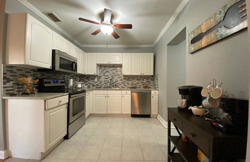 Ballast Point House | Quiet Elegant Home Amidst Parks Near MacDill AFB