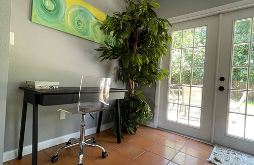 Ballast Point House | Quiet Elegant Home Amidst Parks Near MacDill AFB