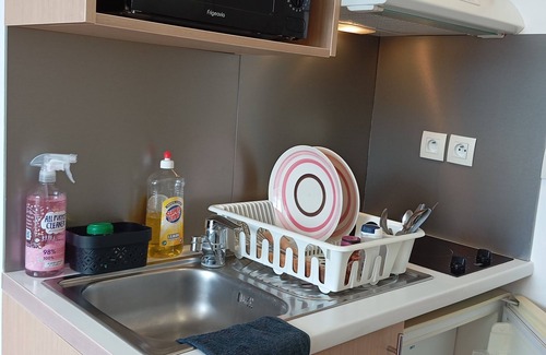 Bois-d'Arcy Apartment | Quiet, elegant studio 18 minutes from Versailles - Comfort guaranteed!