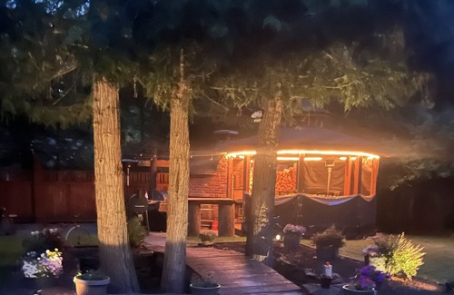 Shawnigan Lake House | Quiet Executive Noble Guest suite, close to private schools and lake