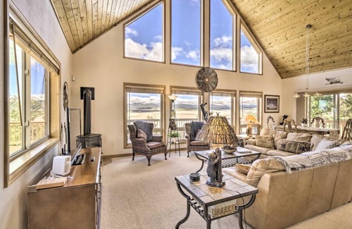 Fairplay House | Quiet Fairplay Cabin with Rocky Mountain Views!