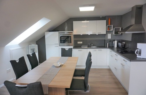 Waldfenster Apartment | Quiet, family-friendly vacation apartment with balcony in the Rhön