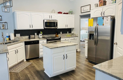 Navarre House | Quiet Family Friendly Saltwater Pool Home, Near Beach