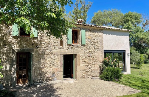 Fabregues House | Quiet farmhouse in the heart of nature