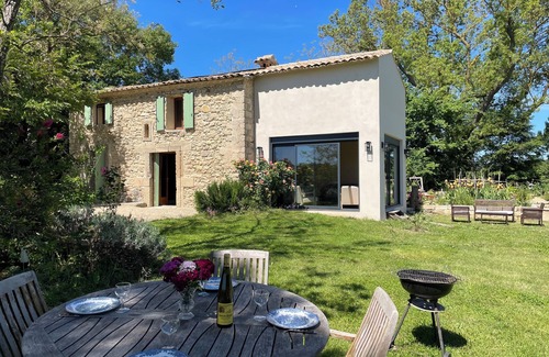 Fabregues House | Quiet farmhouse in the heart of nature