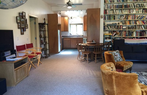 Medford Cottage | Quiet Forest Retreat near Towns. Longer stay discounts welcome. Dog Friendly.