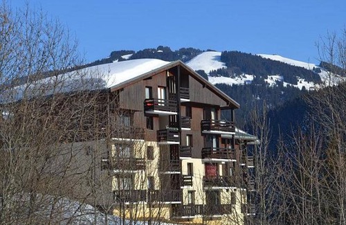 Notre-Dame-de-Bellecombe Apartment | Quiet studio cabin with parking near amenities
