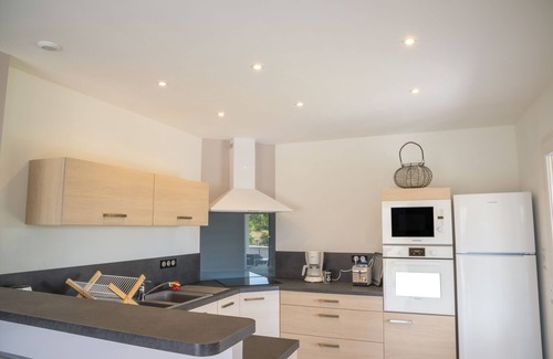 Labeaume Villa | Quiet, fully air-conditioned villa with private pool
