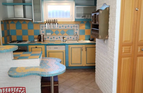 Salon-de-Provence Apartment | Quiet garden level close to town center.
