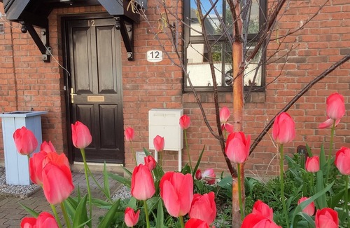 The Liberties House | Quiet gated City Townhouse, with walking distance to all attractions.