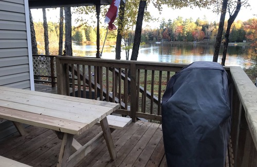 Marmora and Lake House | Quiet Getaway - 4 Season Lakefront Cottage