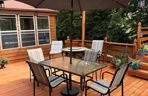 Galesburg House | Quiet Getaway 5 minutes from Galesburg with pool and hot tub