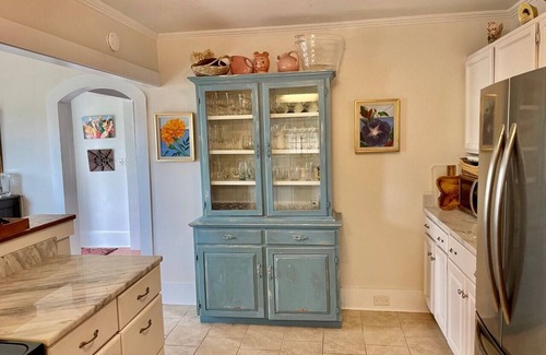 Marshallberg House | Quiet getaway to a small, safe and peaceful coastal town: 120/night