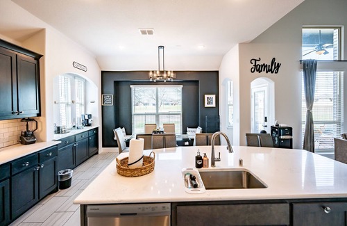 Royse City House | Quiet golf community that is family-friendly, with nice and personable neighbors