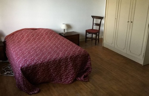 Taurignan-Castet House | Quiet holiday or weekend house with view of the Pyrenees