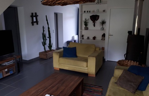 Herm House | quiet holiday home 20 minutes from the ocean