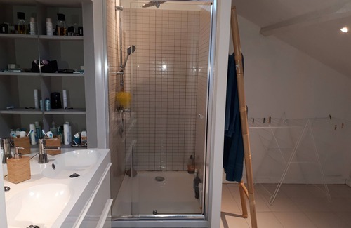 Herm House | quiet holiday home 20 minutes from the ocean