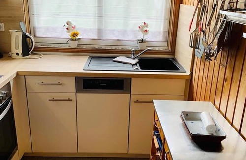 Bremke House | Quiet holiday home in the holiday park Extertal!