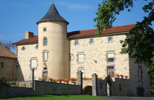 Coren House | Quiet holiday in Auvergne (discounts during August)