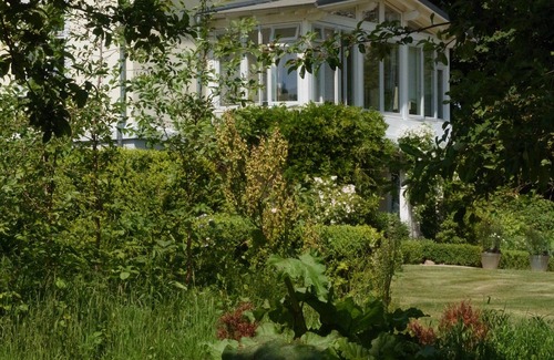 Kluetz Apartment | quiet holiday overlooking the pond, park and forest edge