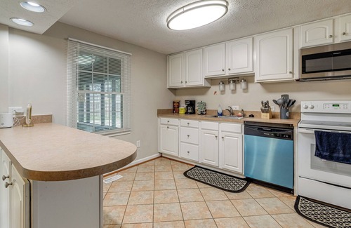 Waldorf House | Quiet Home 11 Mi to Andrews AFB: Family Friendly!