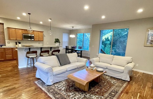 Cedar Mill House | Quiet home in NW Portland close to hiking and downtown