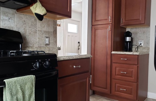 West Orange House | Quiet home near downtown West Orange
