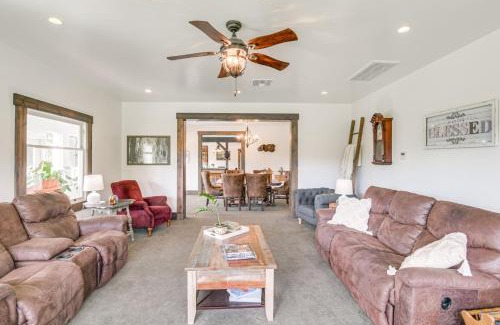 Glenn County House | Quiet Home Near Sacramento River Deck and Fire Pit