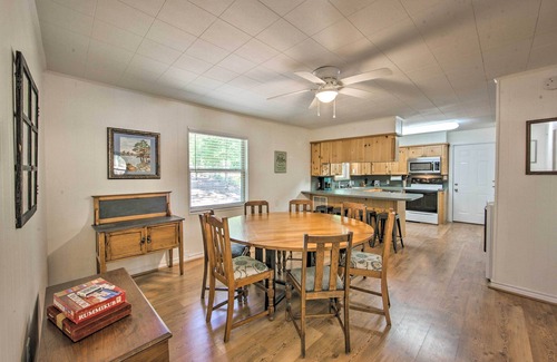 Hawkins House | Quiet Home on Lake Hawkins w/Kayaks + Dock!