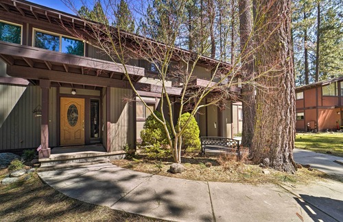 Graeagle Cottage | Quiet Home w/Graeagle Meadows Golf Course View!