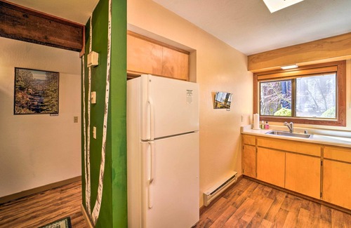 Graeagle House | Quiet Home w/Graeagle Meadows Golf Course View!