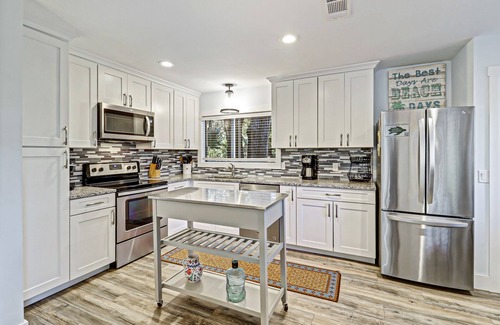 Lawton Woods House | Quiet home with close proximity to Sea Pines amenities