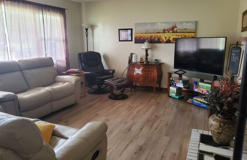 Oak Grove House | Quiet home with large yard