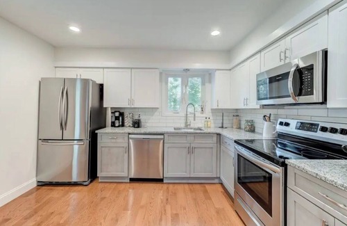 Wallkill House | Quiet Home With Plenty of Space & A Cozy Fireplace