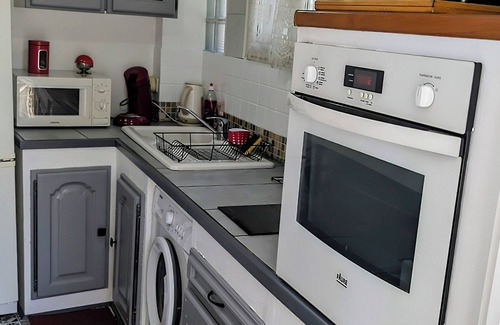 Thorigny-sur-Marne House | Quiet house Disney 15 min drive and close to train station to Paris