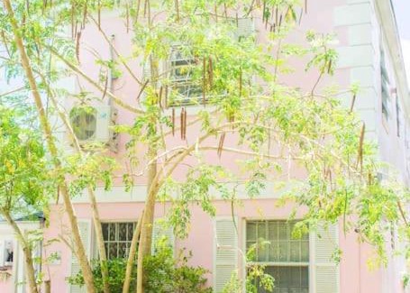Nassau House | Quiet House Located 5min From Beach