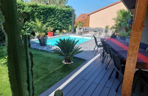 Serezin-du-Rhone House | Quiet house of 120m² with swimming pool near Lyon