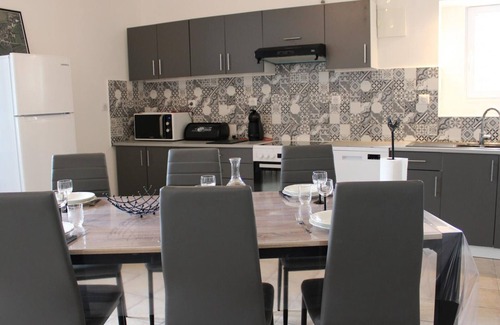 Oradour-Fanais Cottage | Quiet house with large garden and all comforts in Charente Limousine