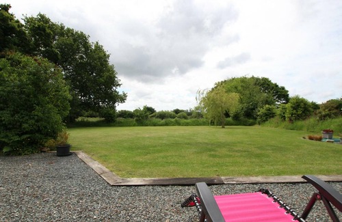 Laulne Cottage | Quiet house with garden and parking near Lessay