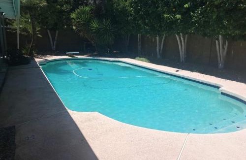 Clearview House | Quiet house with pool heater, patio, BBQ, citrus