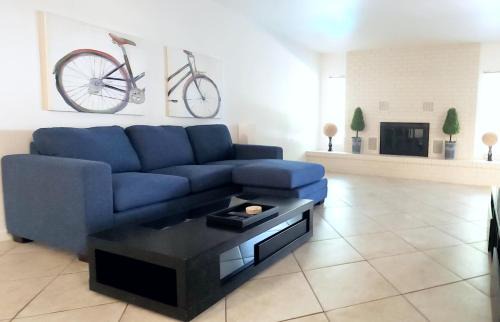 Clearview House | Quiet house with pool heater, patio, BBQ, citrus