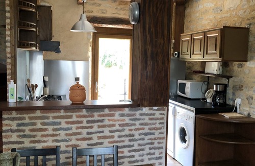 Vailhourles House | Quiet house with private, secure swimming pool heated from June to September