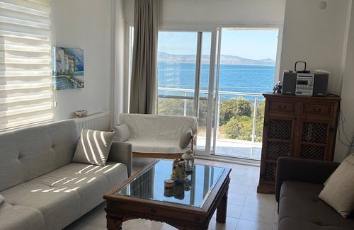 Yenisakran Condo | Quiet, in the nature, right by the cliffs and sand beaches...