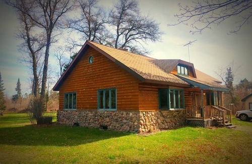 Crivitz House | Quiet, isolated, beautiful home