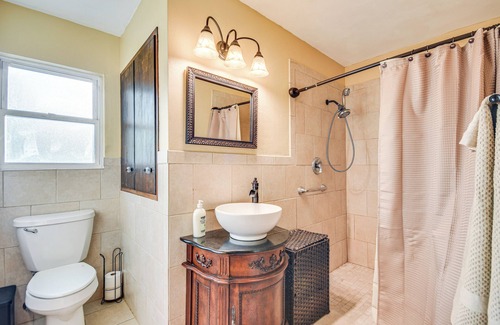 Jefferson City House | Quiet Jefferson City Retreat - Walk to McKay Park!