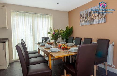 Leicester House | Quiet Leicester Stay with Free Parking LE3 Area Glen View