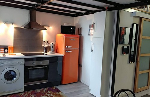 Montchat House | Quiet little house Lyon Montchat/3rd Hopitaux/* central air conditioning