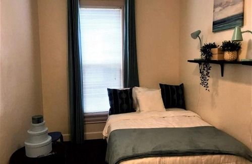 Cortez Hill House | QUIET LITTLE STUDIO DOWNTOWN